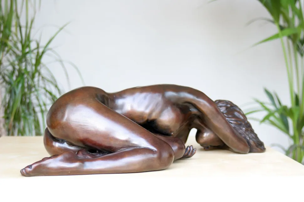 Caterina I Figurine Bronze Indoor Sculpture