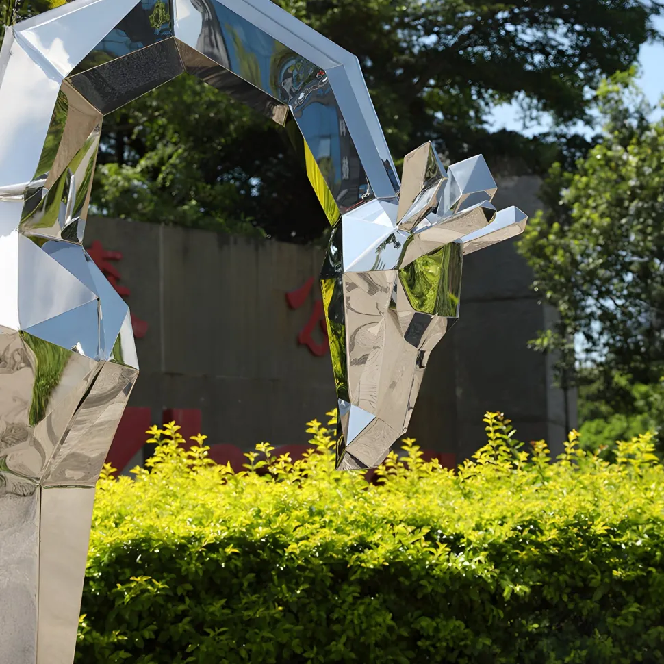 Giraffe 181cm Geometric Metal Garden Sculpture