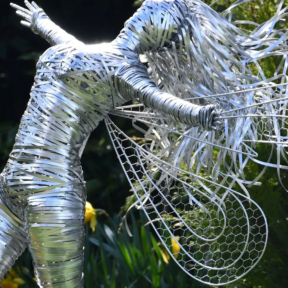 Kaida Fairy 90cm Metal Wire Garden Sculpture