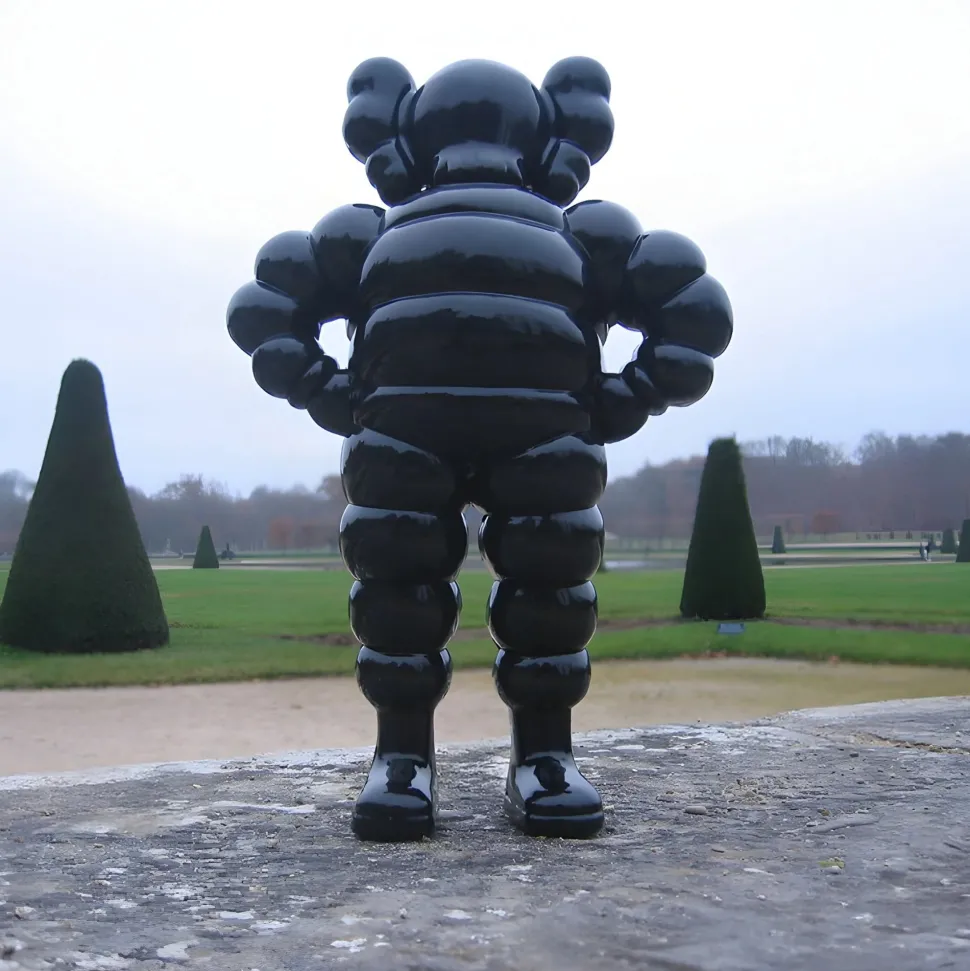 Lucify Bounce 130cm Black Resin Indoor Sculpture